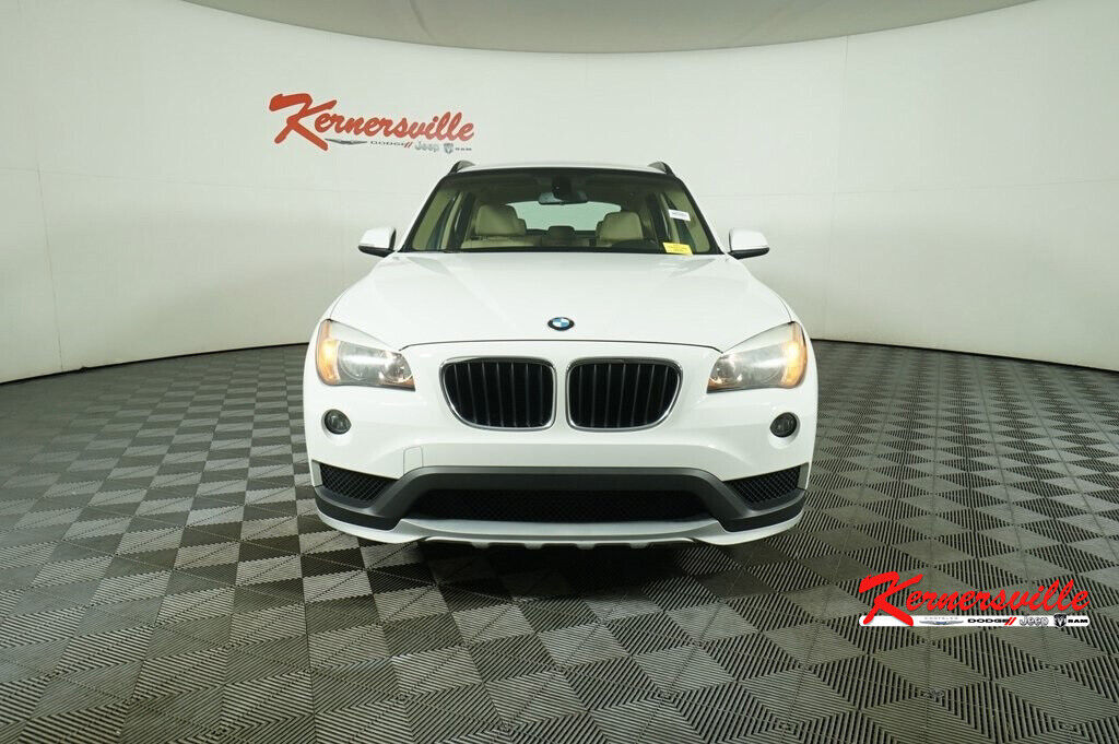 2015 BMW X1 Sdrive28i RWD SUV Panoramic Sunroof Heated Seats Leather Seats - Fresh Stock Dated October 2025