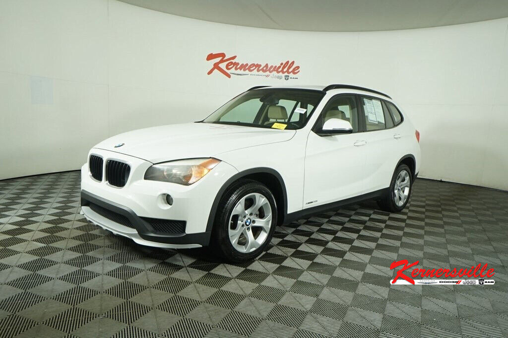 2015 BMW X1 Sdrive28i RWD SUV Panoramic Sunroof Heated Seats Leather Seats - Fresh Stock Dated October 2025