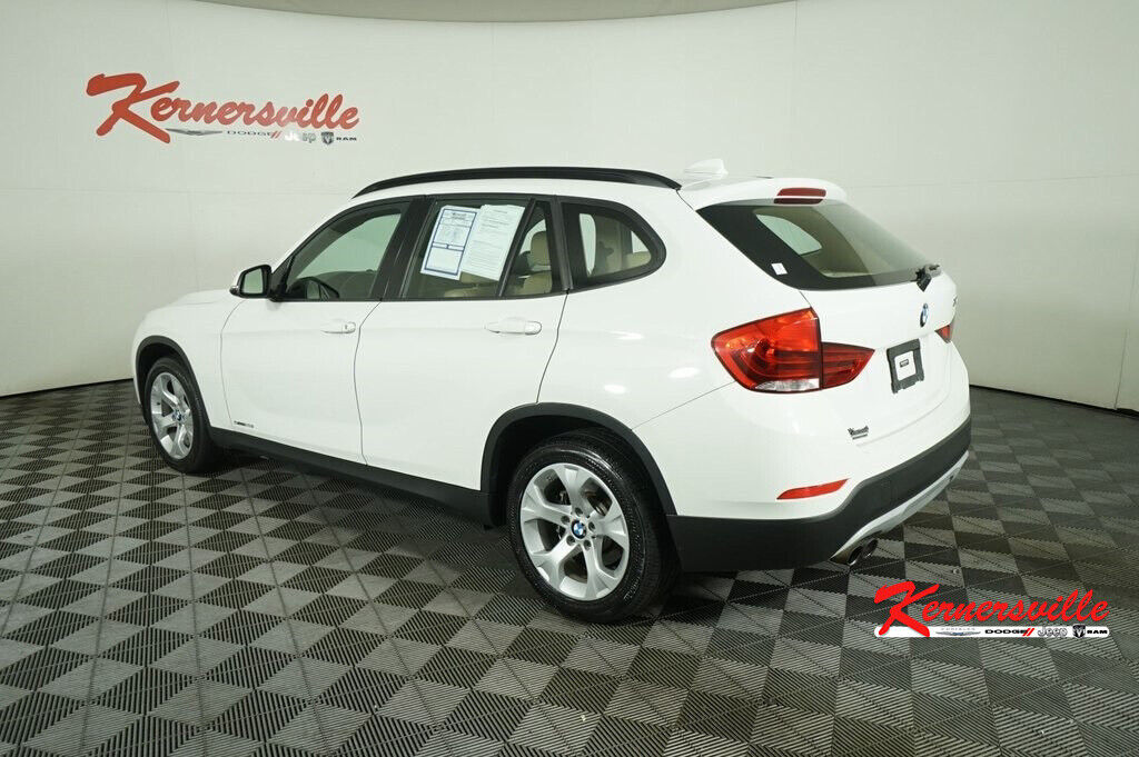 2015 BMW X1 Sdrive28i RWD SUV Panoramic Sunroof Heated Seats Leather Seats - Fresh Stock Dated October 2025