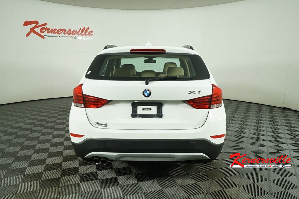 2015 BMW X1 Sdrive28i RWD SUV Panoramic Sunroof Heated Seats Leather Seats - Fresh Stock Dated October 2025