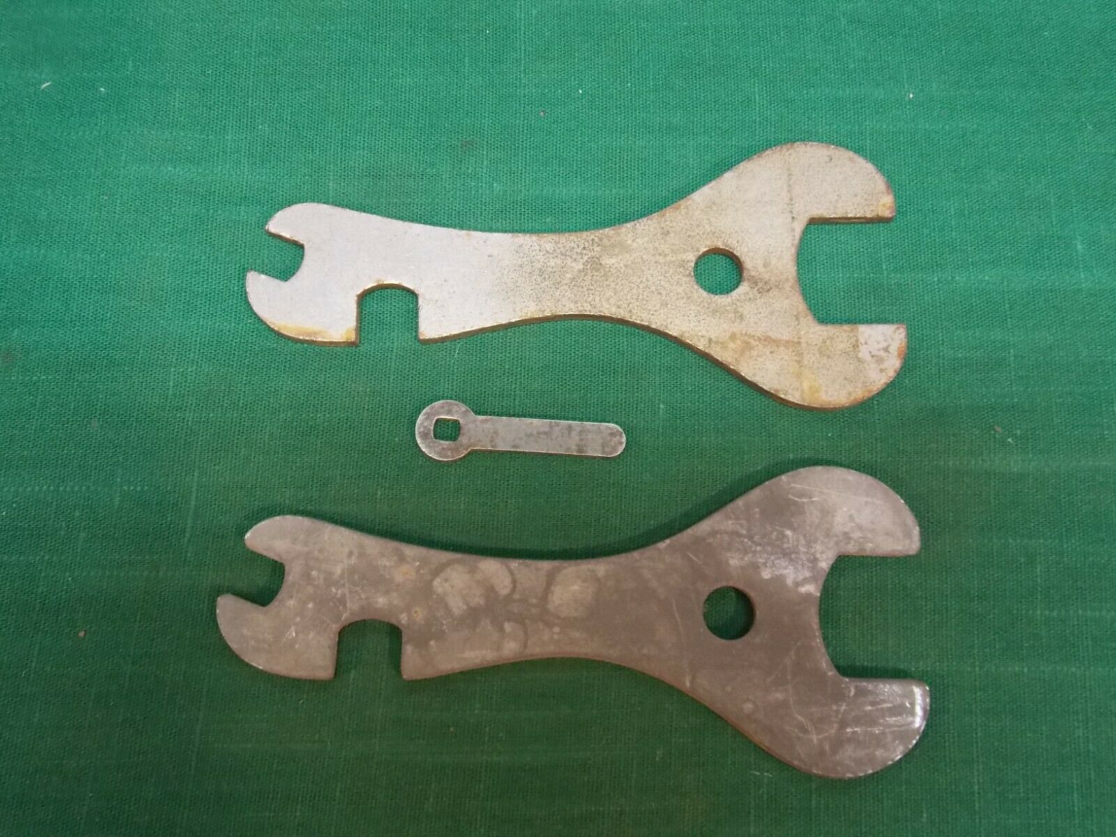 Lot of vintage lantern wrench tools for Coleman lanterns lighting. tip wrench - Fresh Stock Dated October 2025