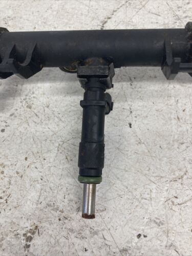 11 SEA-DOO GTX 260 LIMITED IS FUEL GAS INJECTOR RAIL WITH INJECTORS - Fresh Stock Dated October 2025