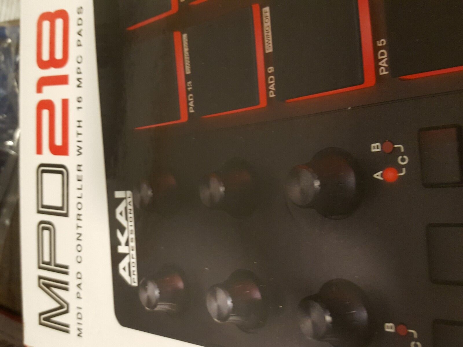AKAI Professional Midi Pad Controller With 16 MPC Pads - MPD218 - Fresh Stock Dated October 2025