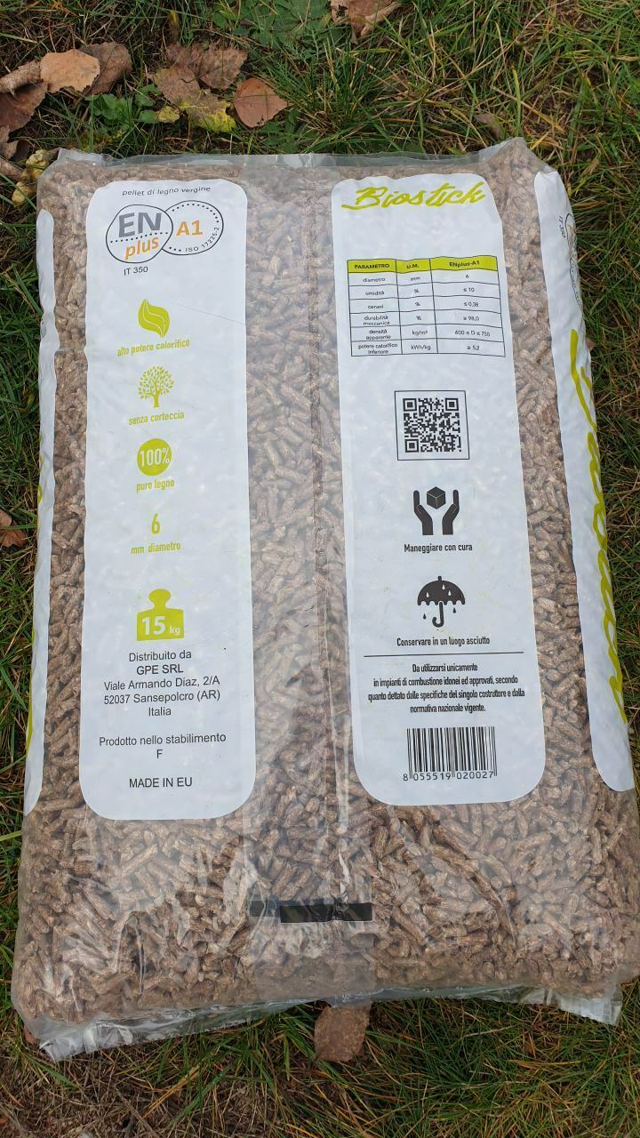 Wood pellets for heating - Fresh Stock Dated October 2025