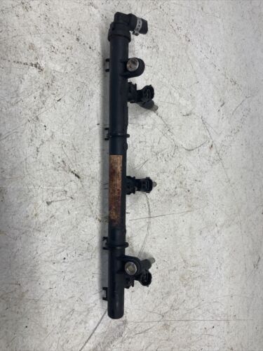 11 SEA-DOO GTX 260 LIMITED IS FUEL GAS INJECTOR RAIL WITH INJECTORS - Fresh Stock Dated October 2025