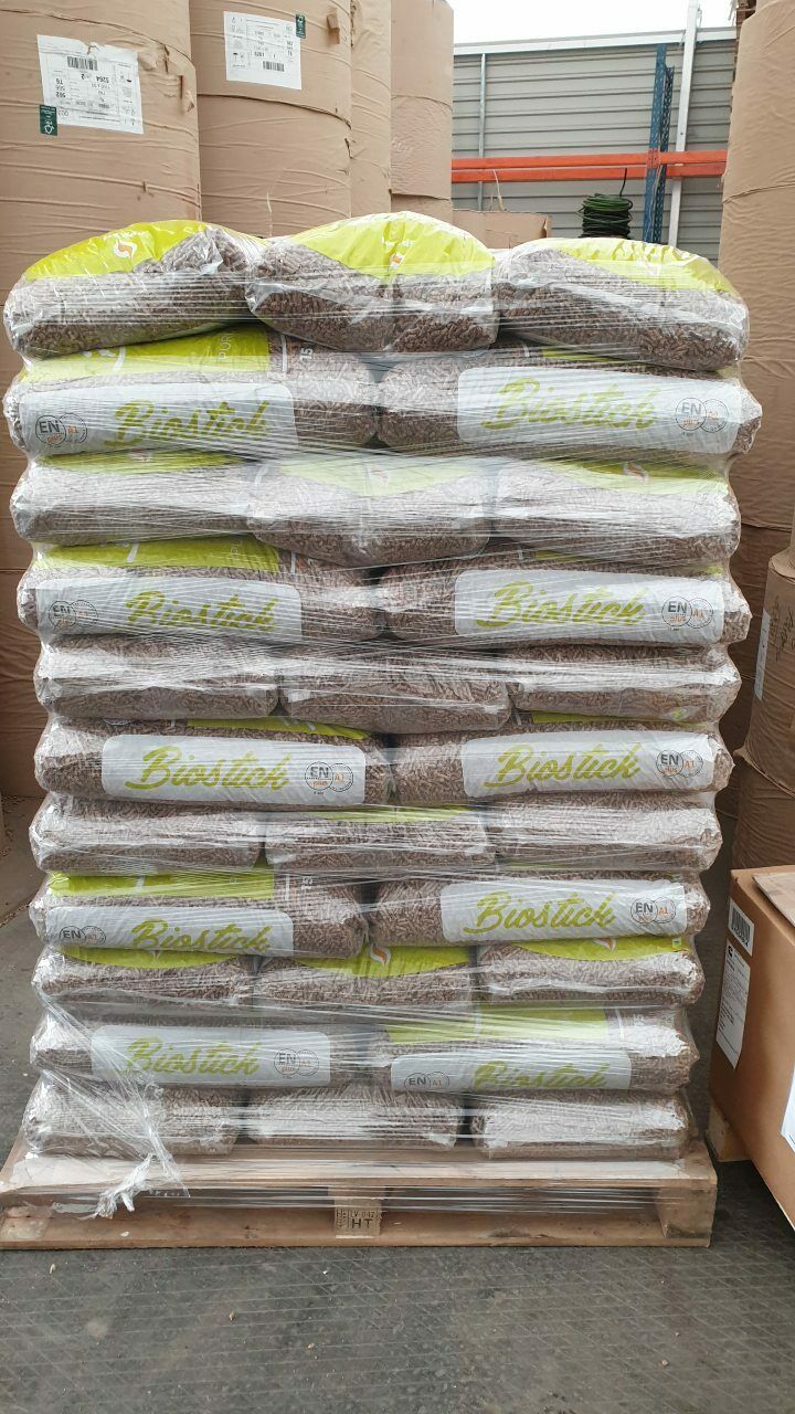 Wood pellets for heating - Fresh Stock Dated October 2025