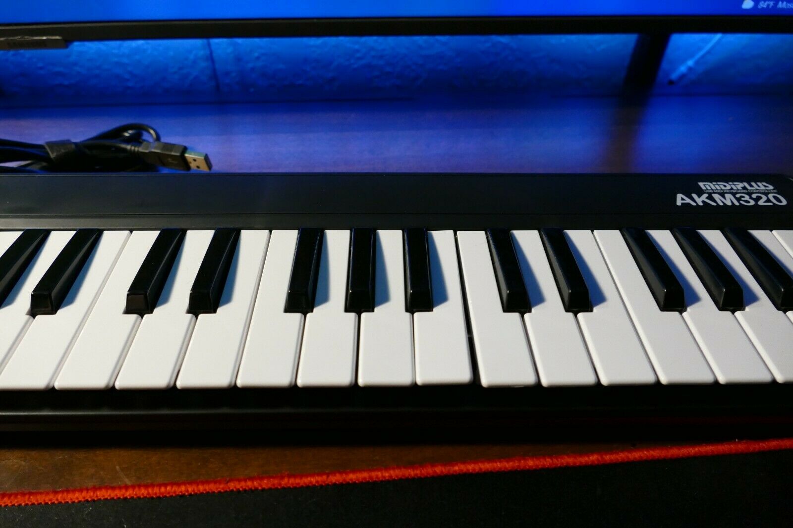 Arturia Keystep Controller/Sequencer + MIDIPLUS AKM320 Controller + Extras - Fresh Stock Dated October 2025