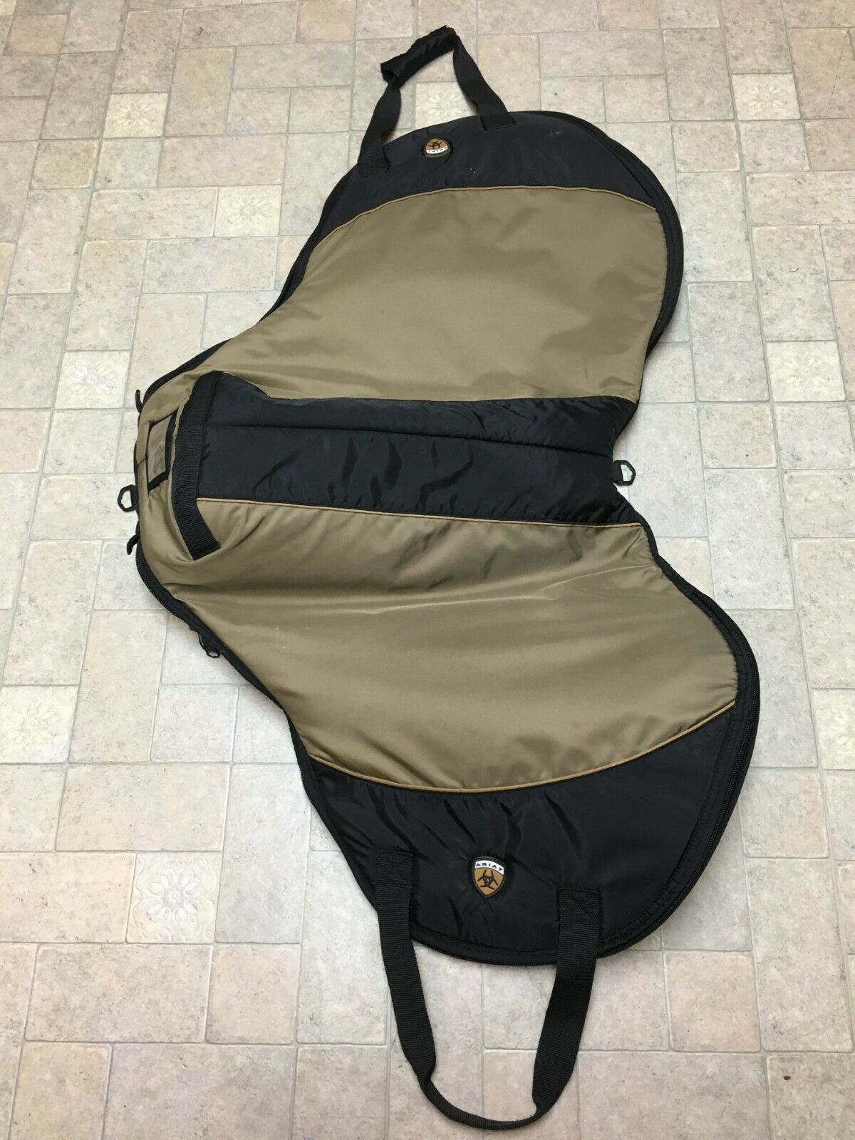 Ariat Padded Saddle Carrier/Cover. All purpose. - Fresh Stock Dated October 2025