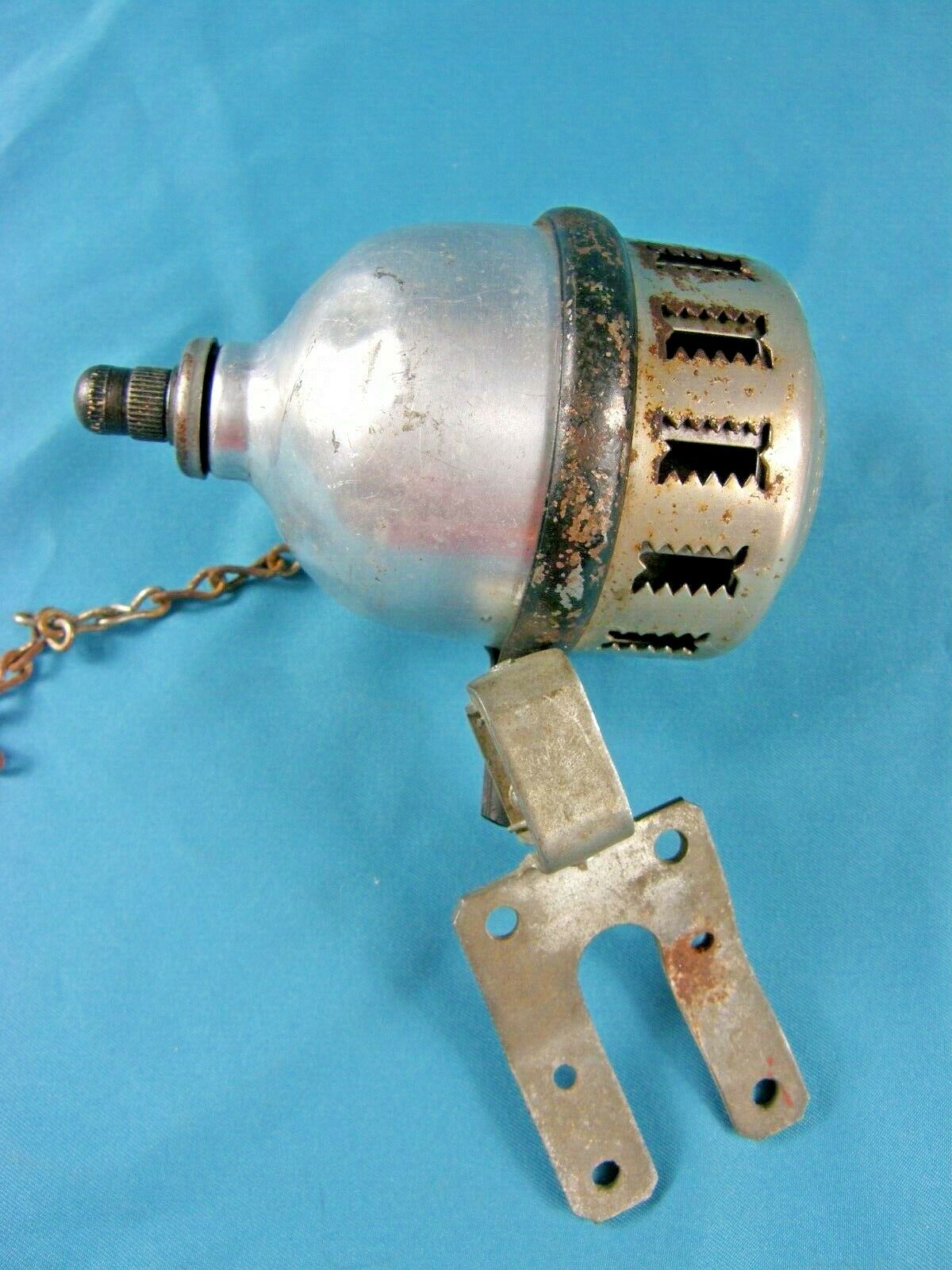 Vntg Persons Majestic MFG CO Worcester Mass Bicycle Siren w/Bracket & Chain USA - Fresh Stock Dated October 2025