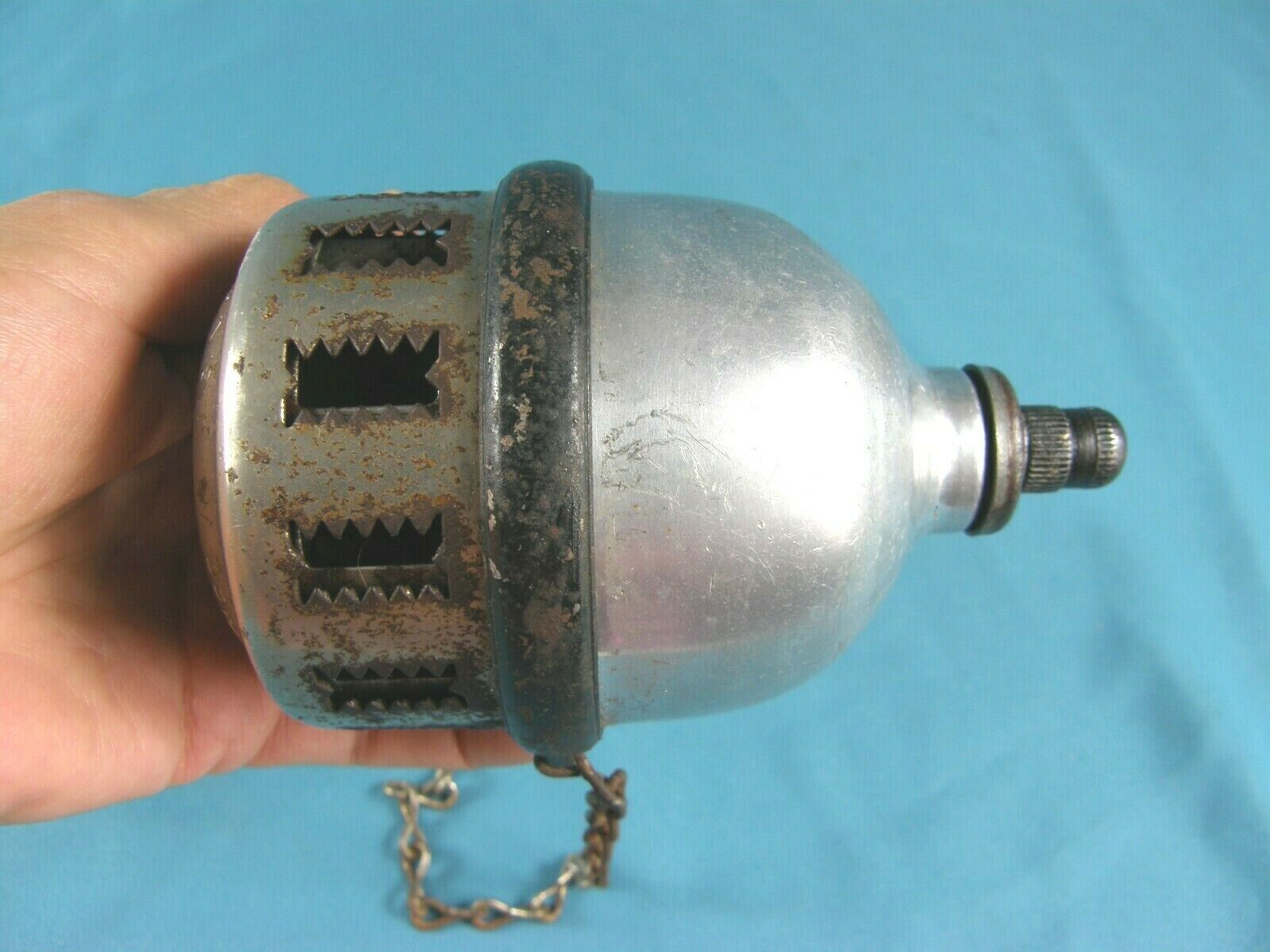 Vntg Persons Majestic MFG CO Worcester Mass Bicycle Siren w/Bracket & Chain USA - Fresh Stock Dated October 2025
