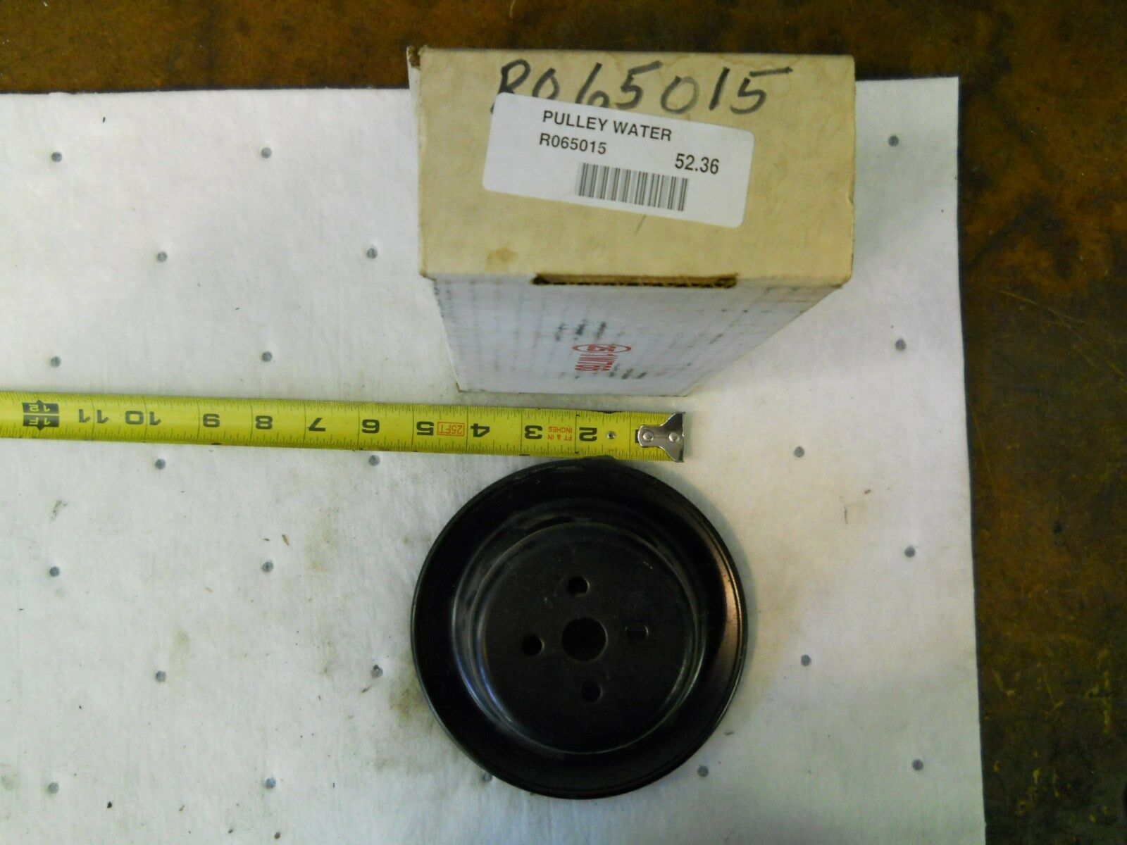 New OEM Pleasurecraft Marine Water Pump Pulley Part Number R065015 - Fresh Stock Dated October 2025