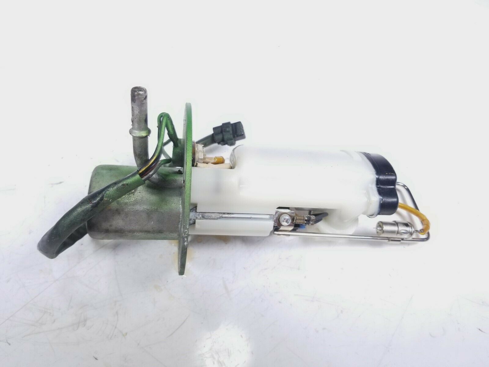 06 07 Kawasaki ZX10 ZX10R Gas Fuel Pump 49040-0011 - Fresh Stock Dated October 2025