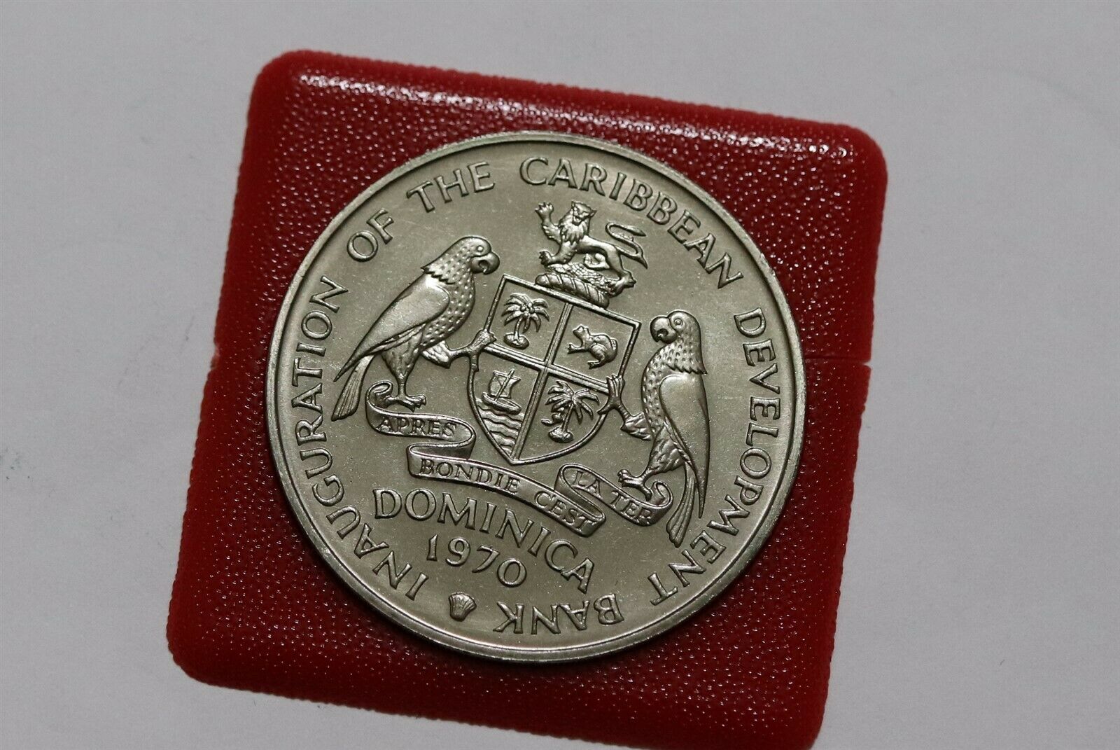 DOMINICA 4 DOLLARS 1970 FAO WITH COA B36 #Z2158 - Fresh Stock Dated October 2025