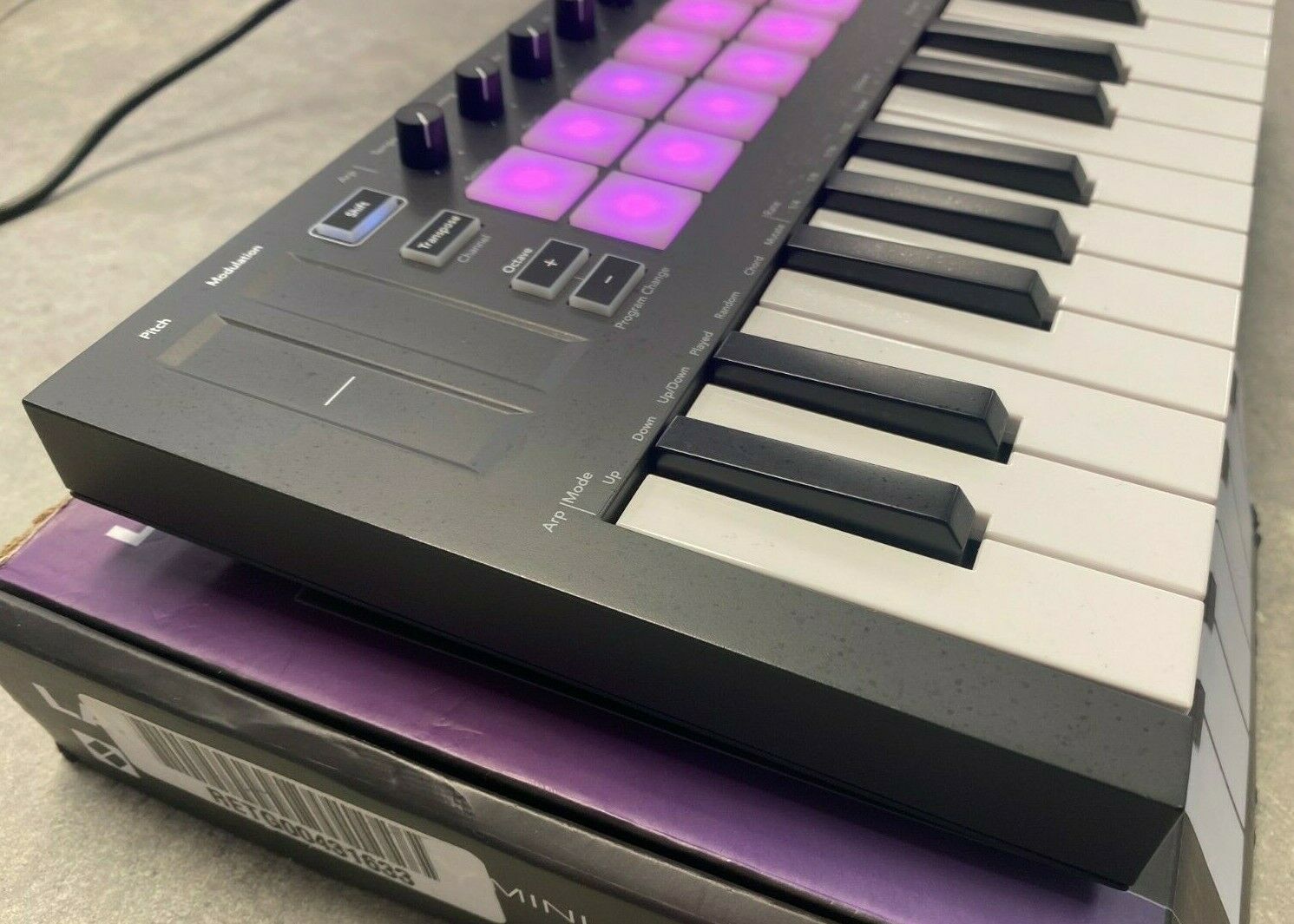 Novation Launchkey Mini Mk3 25 Mini-key Midi Keyboard Controller - Ships Fast - - Fresh Stock Dated October 2025