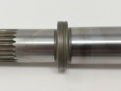 01 Yamaha V-Star 650 XVS XVS650 Middle Drive Gear Driveshaft Shaft Spindle - Fresh Stock Dated October 2025