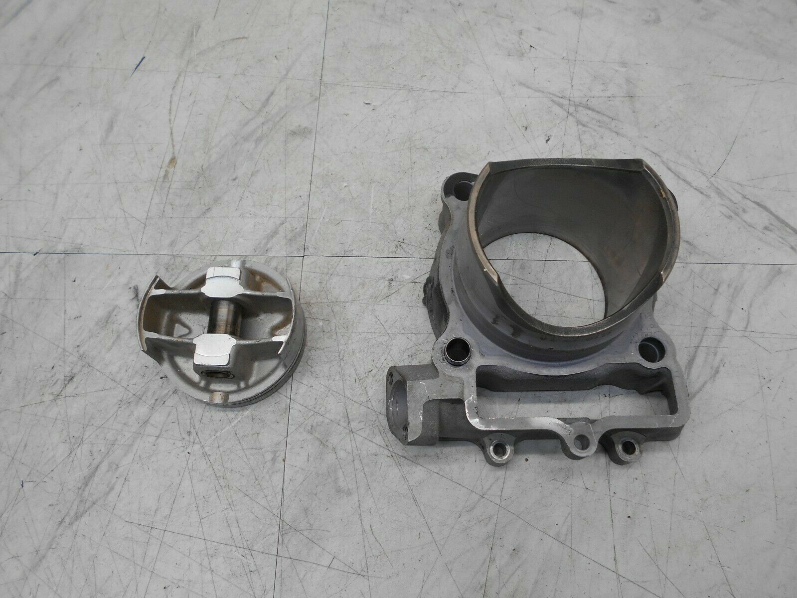 SUZUKI RMZ250 RMZ 250 2004 04 CYLINDER JUG PISTON. - Fresh Stock Dated October 2025
