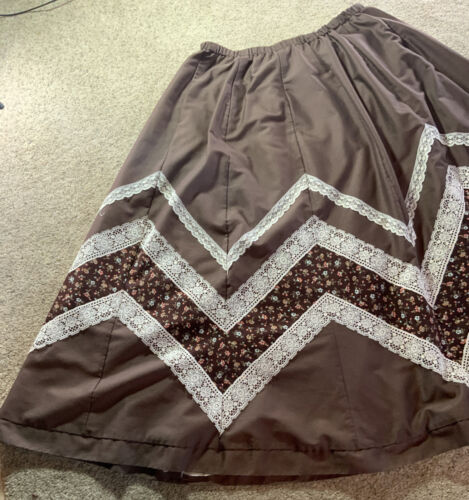70s Size M Carefree Fashions Boho Line Dancing Lace Brown Skirt Vintage Arizona - Fresh Stock Dated October 2025