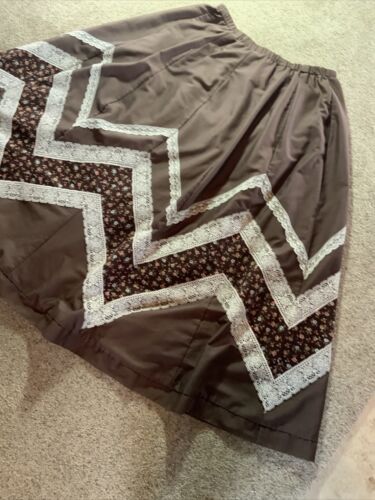 70s Size M Carefree Fashions Boho Line Dancing Lace Brown Skirt Vintage Arizona - Fresh Stock Dated October 2025
