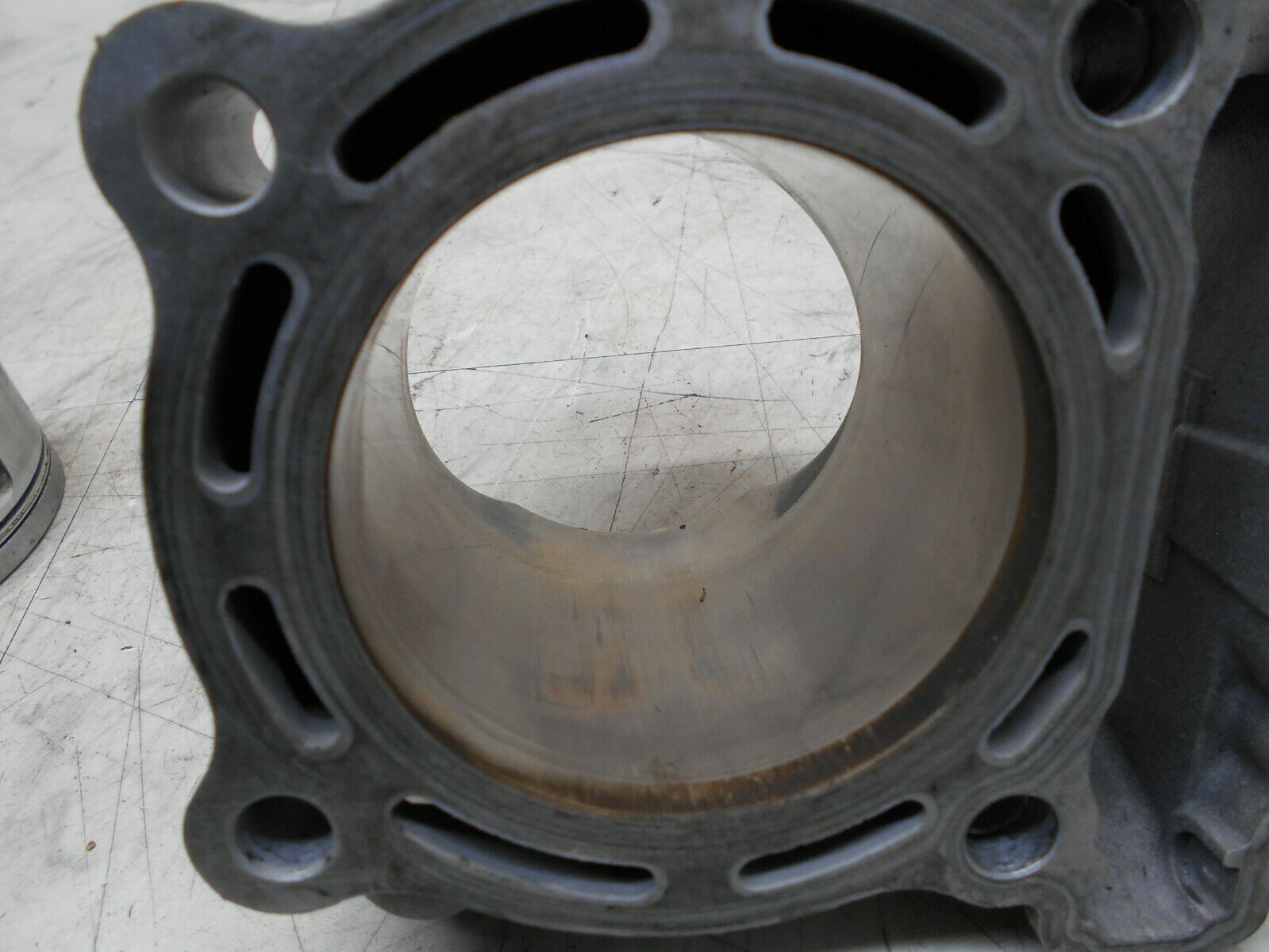 SUZUKI RMZ250 RMZ 250 2004 04 CYLINDER JUG PISTON. - Fresh Stock Dated October 2025