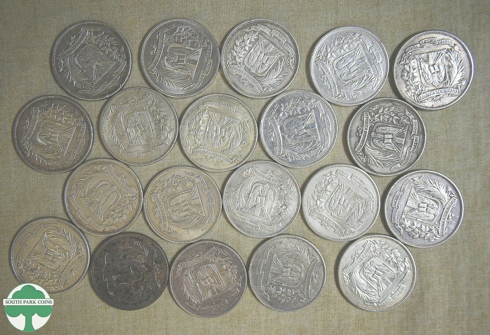 ROLL OF 20 - 1955 DOMINICAN REPUBLIC TRUJILLO PESOS - Fresh Stock Dated October 2025