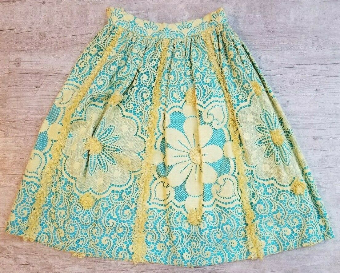 Vintage COUNTRY FAIR by Berk - Wynn Yellow Lace Skirt - Waist 25 in. - Fresh Stock Dated October 2025
