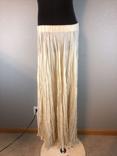 I Magnin Vintage Ivory/Cream Silk Pleated Skirt in Size Medium - Fresh Stock Dated October 2025