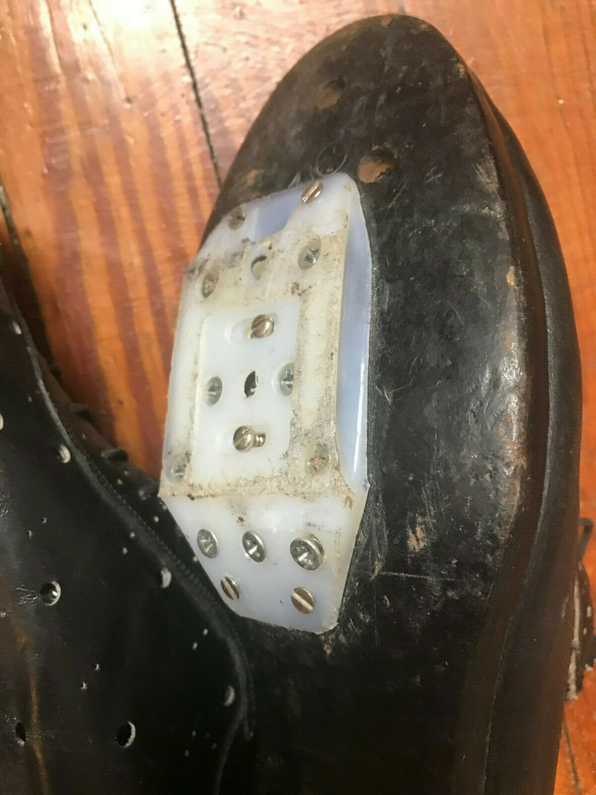 Cinelli leather cycling shoes with M71 cleats in ex. used cond. Vintage Eroica - Fresh Stock Dated October 2025