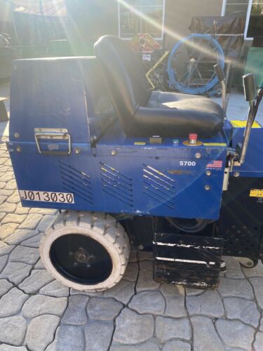 National 5700  Ride on Floor , Tile Scraper /Stripper. - Fresh Stock Dated October 2025