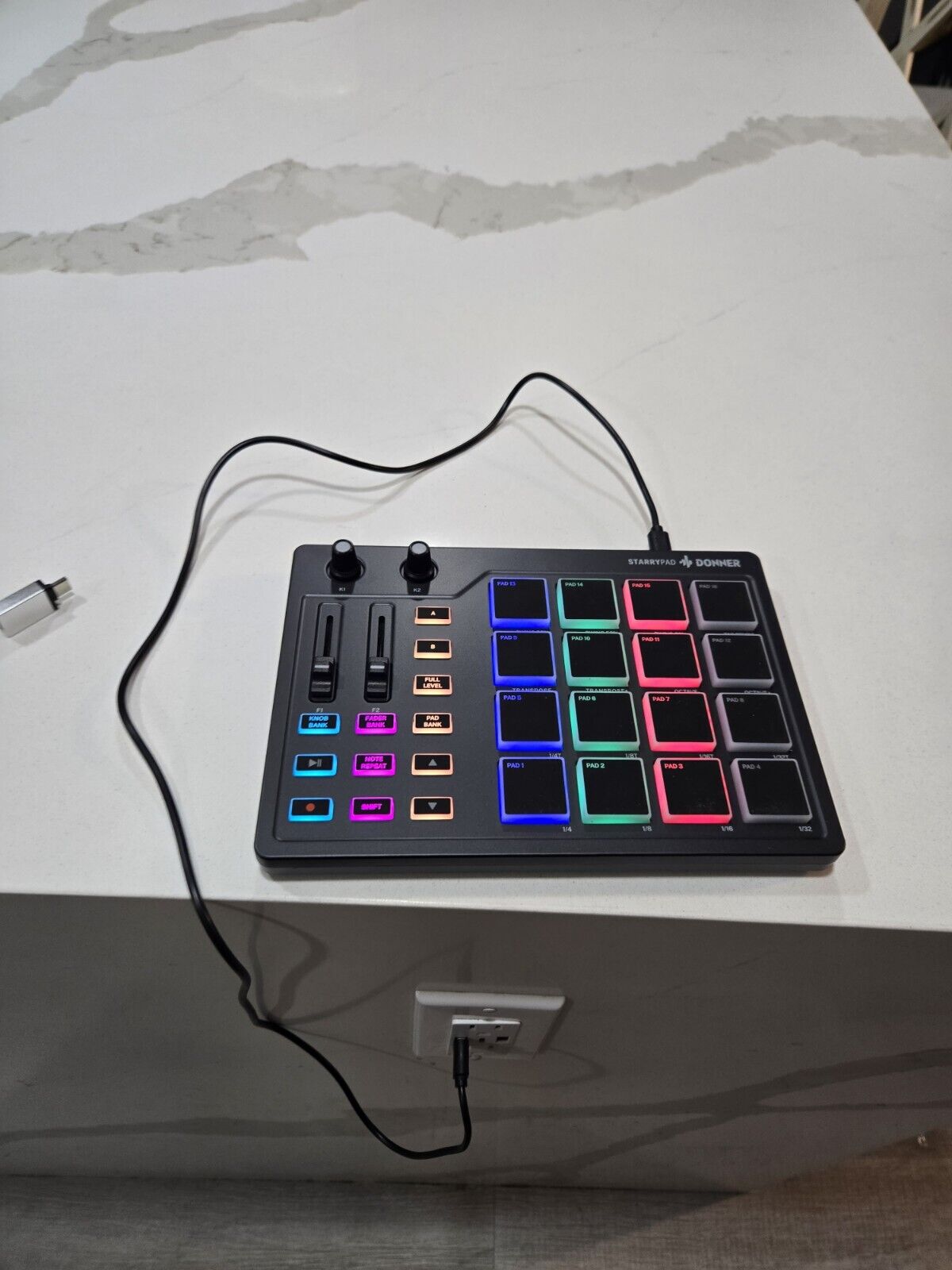 Donner MIDI Starrypad Pad Controller Pad Beat Maker Machine Professional 16 Pad - Fresh Stock Dated October 2025