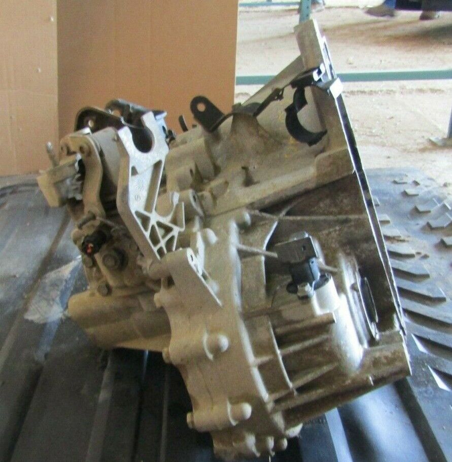 Manual Transmission 5 SPEED : FITS 2005 Nissan ALTIMA, 140920, 400-61860 - Fresh Stock Dated October 2025
