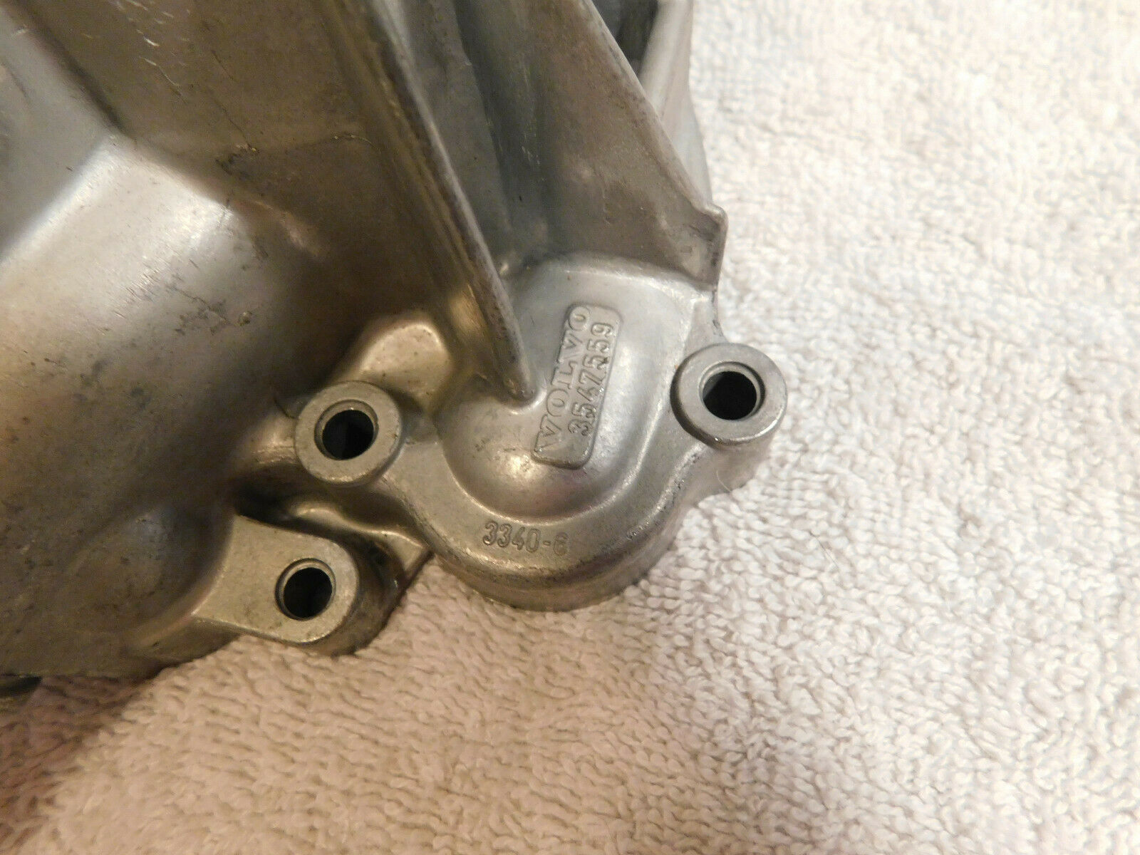 VOLVO PENTA 3547559 Water Pump BRAND NEW Genuine OE VOLVO VERY FAST SHIPPING!!! - Fresh Stock Dated October 2025