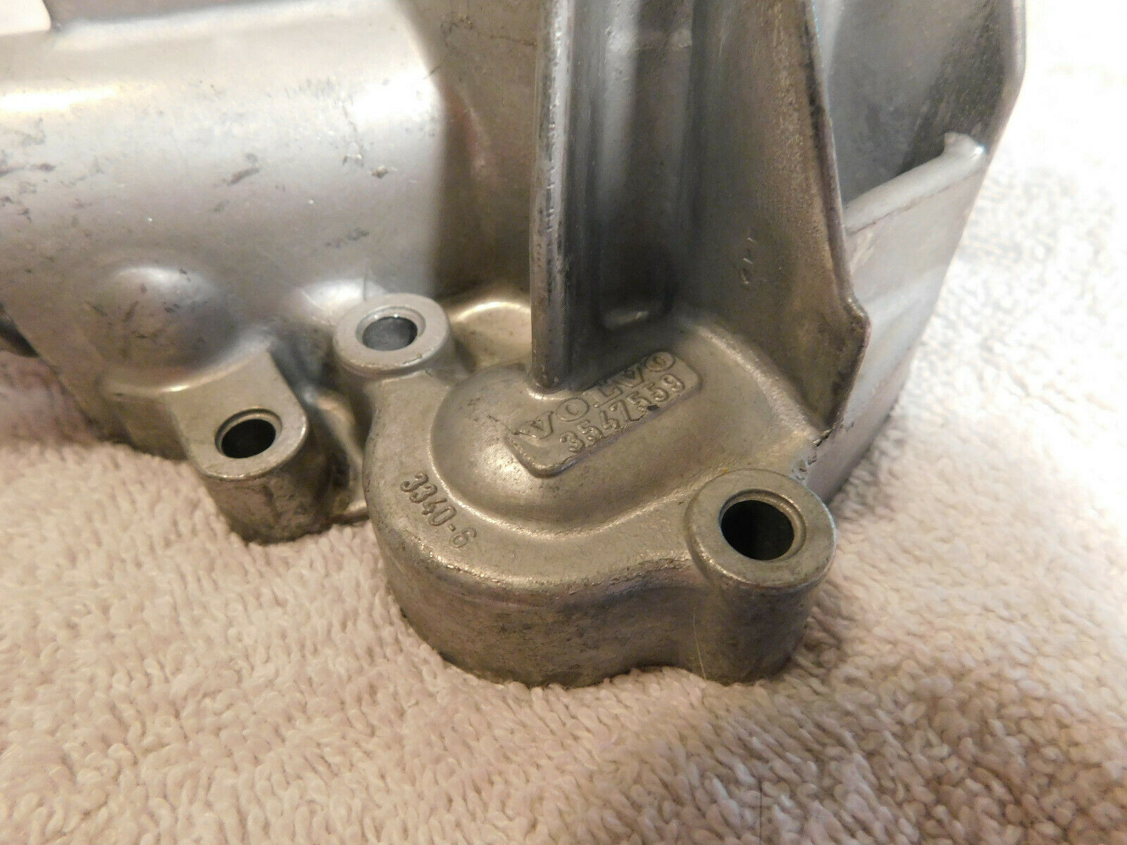 VOLVO PENTA 3547559 Water Pump BRAND NEW Genuine OE VOLVO VERY FAST SHIPPING!!! - Fresh Stock Dated October 2025