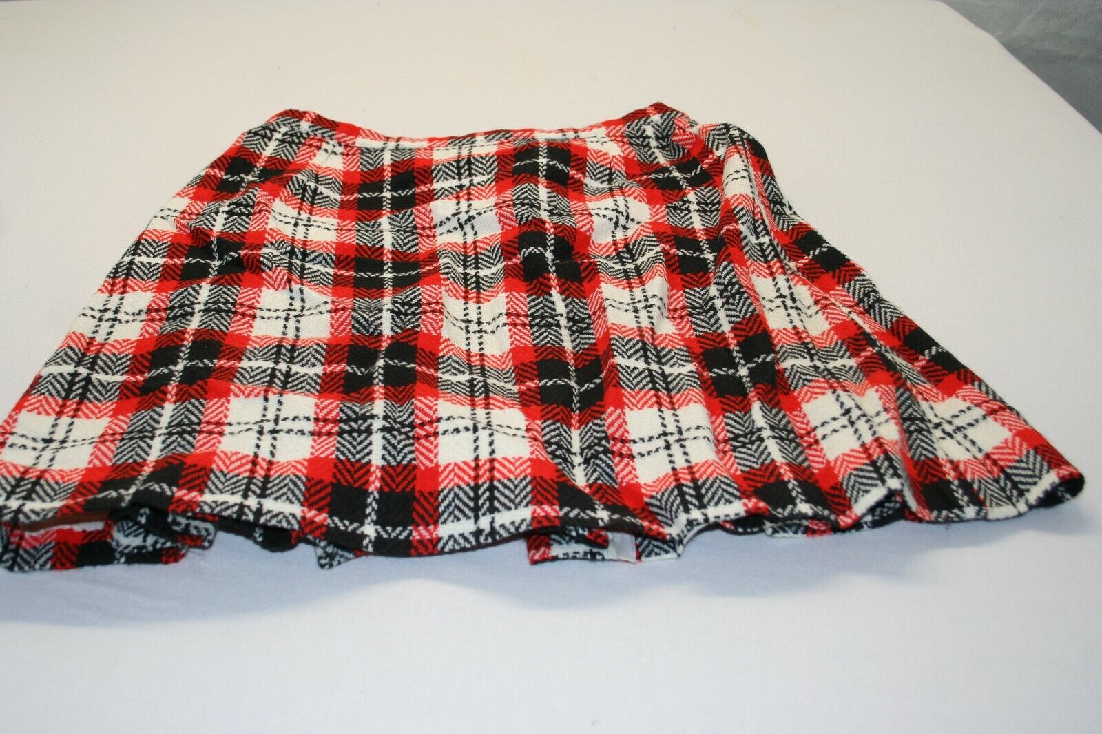 Vintage 1970s Bobbie Brooks Union Made USA Juniors 13 Red Pleated Skirt - Fresh Stock Dated October 2025