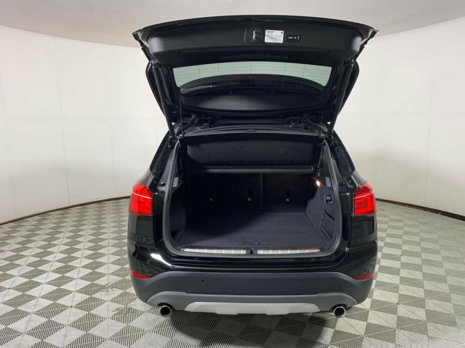 2018 BMW X1 xDrive28i - Fresh Stock Dated October 2025