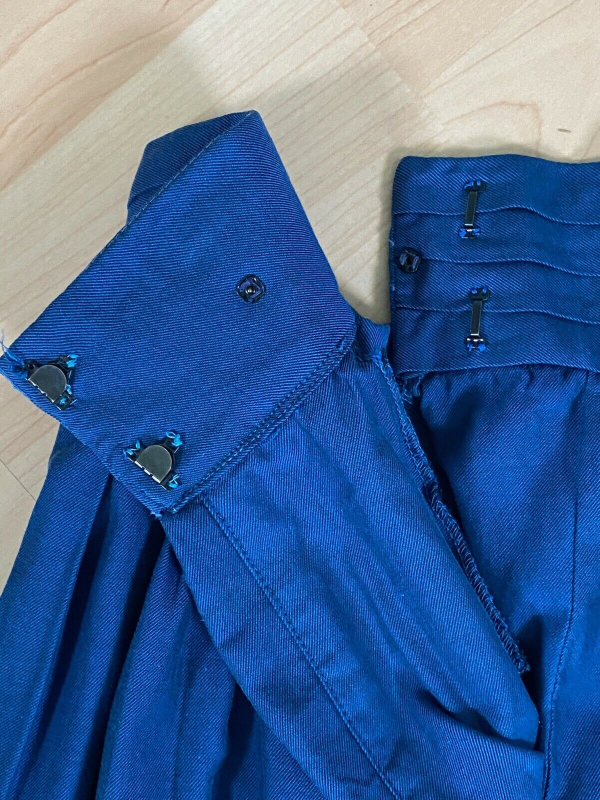 1980s Perry Ellis Midnight Blue High Waisted & Softly Pleated Cotton Skirt Sz 6 - Fresh Stock Dated October 2025