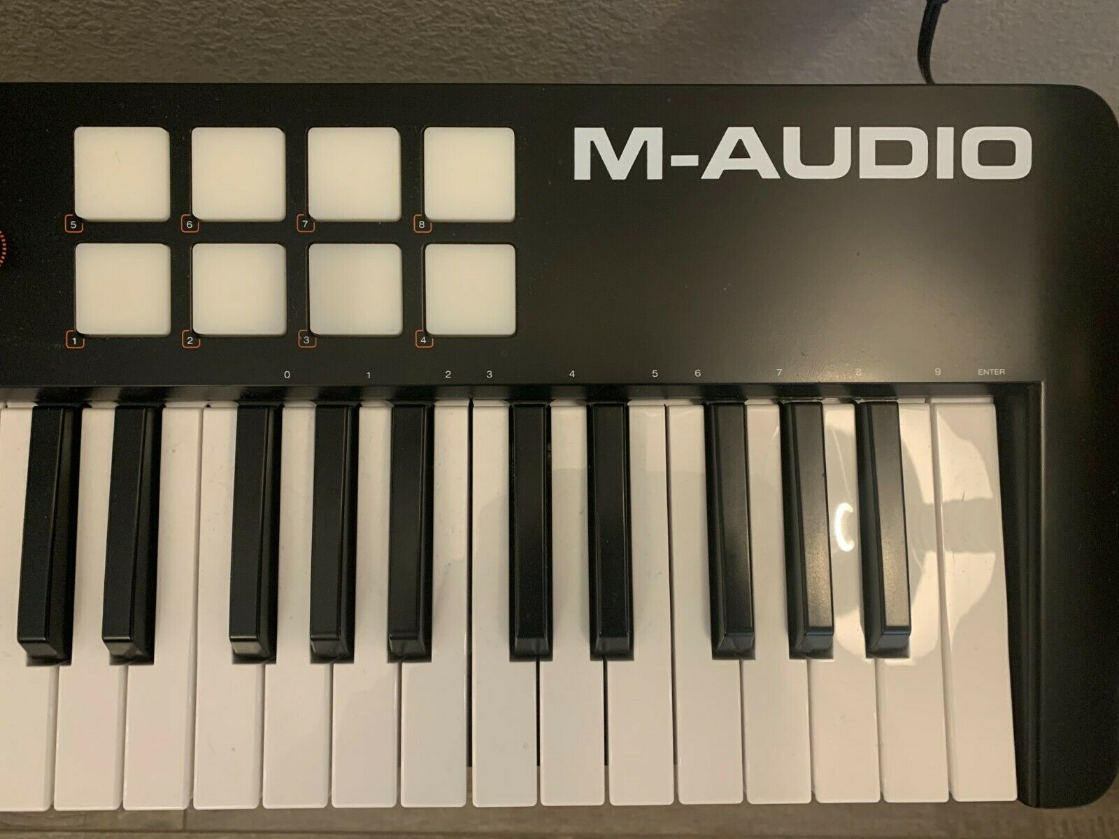 M-AUDIO OXYGEN 61 - Fresh Stock Dated October 2025
