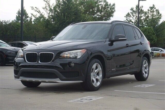 2015 BMW X1 sDrive28i - Fresh Stock Dated October 2025