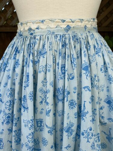 vintage 1950s blue novelty print cotton full skirt m - Fresh Stock Dated October 2025