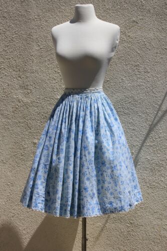vintage 1950s blue novelty print cotton full skirt m - Fresh Stock Dated October 2025