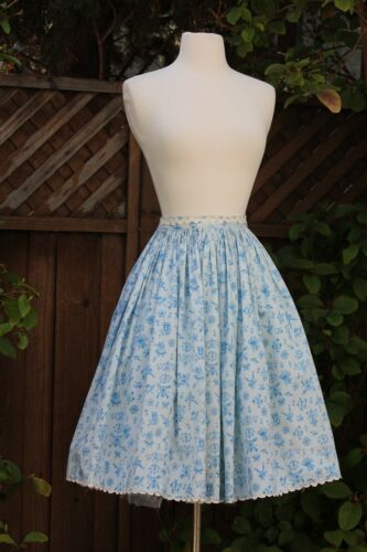 vintage 1950s blue novelty print cotton full skirt m - Fresh Stock Dated October 2025