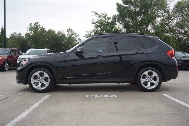 2015 BMW X1 sDrive28i - Fresh Stock Dated October 2025