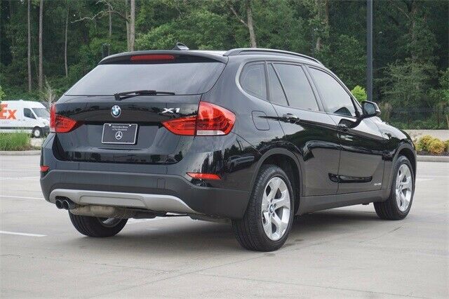 2015 BMW X1 sDrive28i - Fresh Stock Dated October 2025