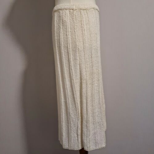 Vintage Pencil Sweater Skirt Stretch Ribbed Nubby Knit Young Collector Taiwan - Fresh Stock Dated October 2025