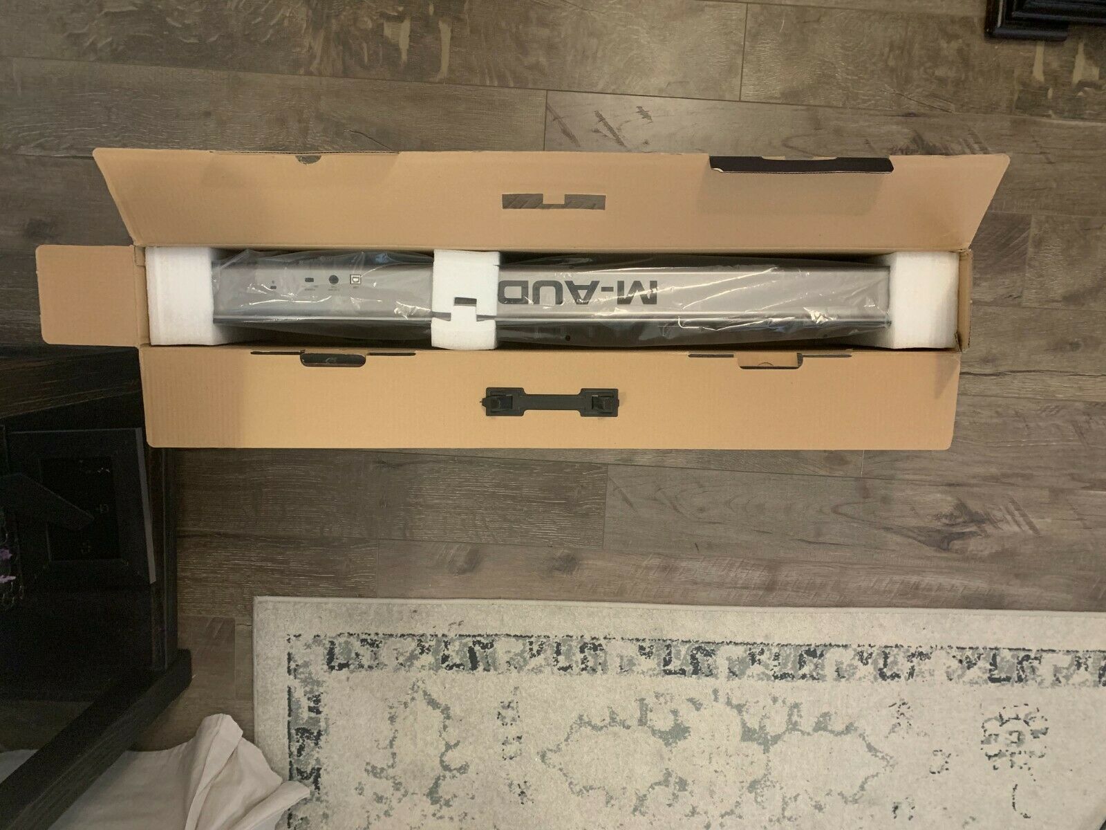 M-AUDIO OXYGEN 61 - Fresh Stock Dated October 2025