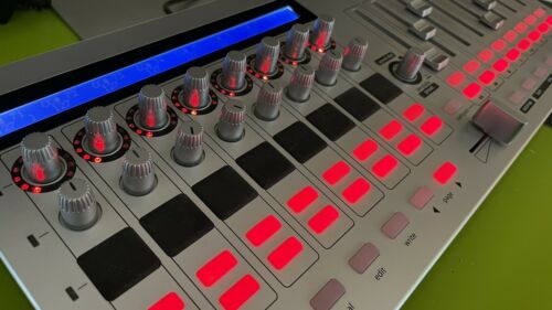 Novation ZERO SL MKII Midi Controller, Nice, Free Shipping - Fresh Stock Dated October 2025