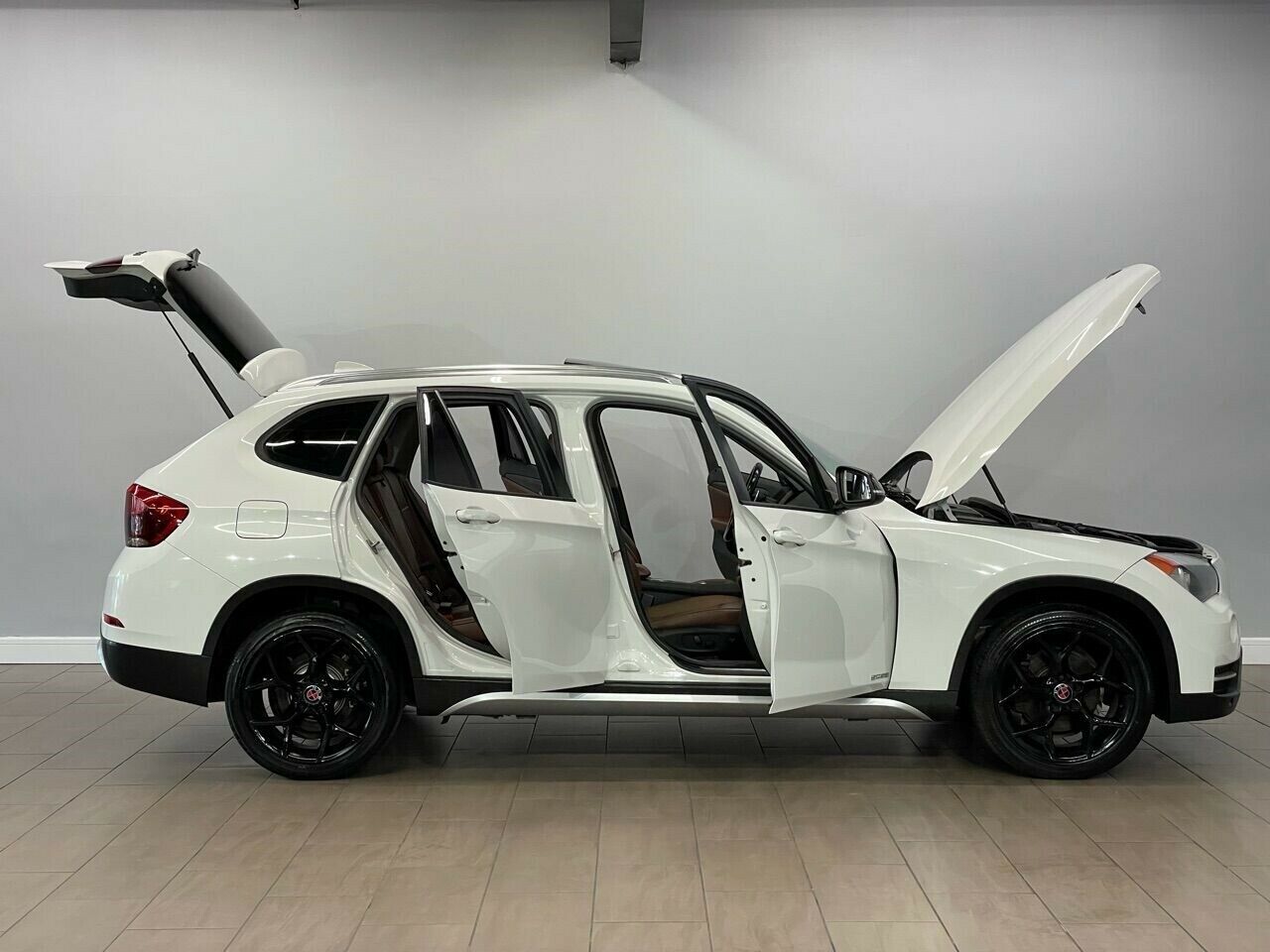 2014 BMW X1 sDrive28i - Fresh Stock Dated October 2025