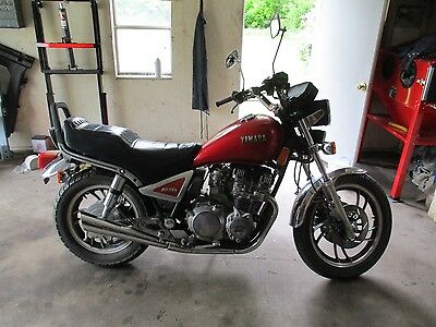 Vintage 82 Yamaha Maxim XJ750 Motorcycle Shaft Drive 81 83 550 650 - Fresh Stock Dated October 2025