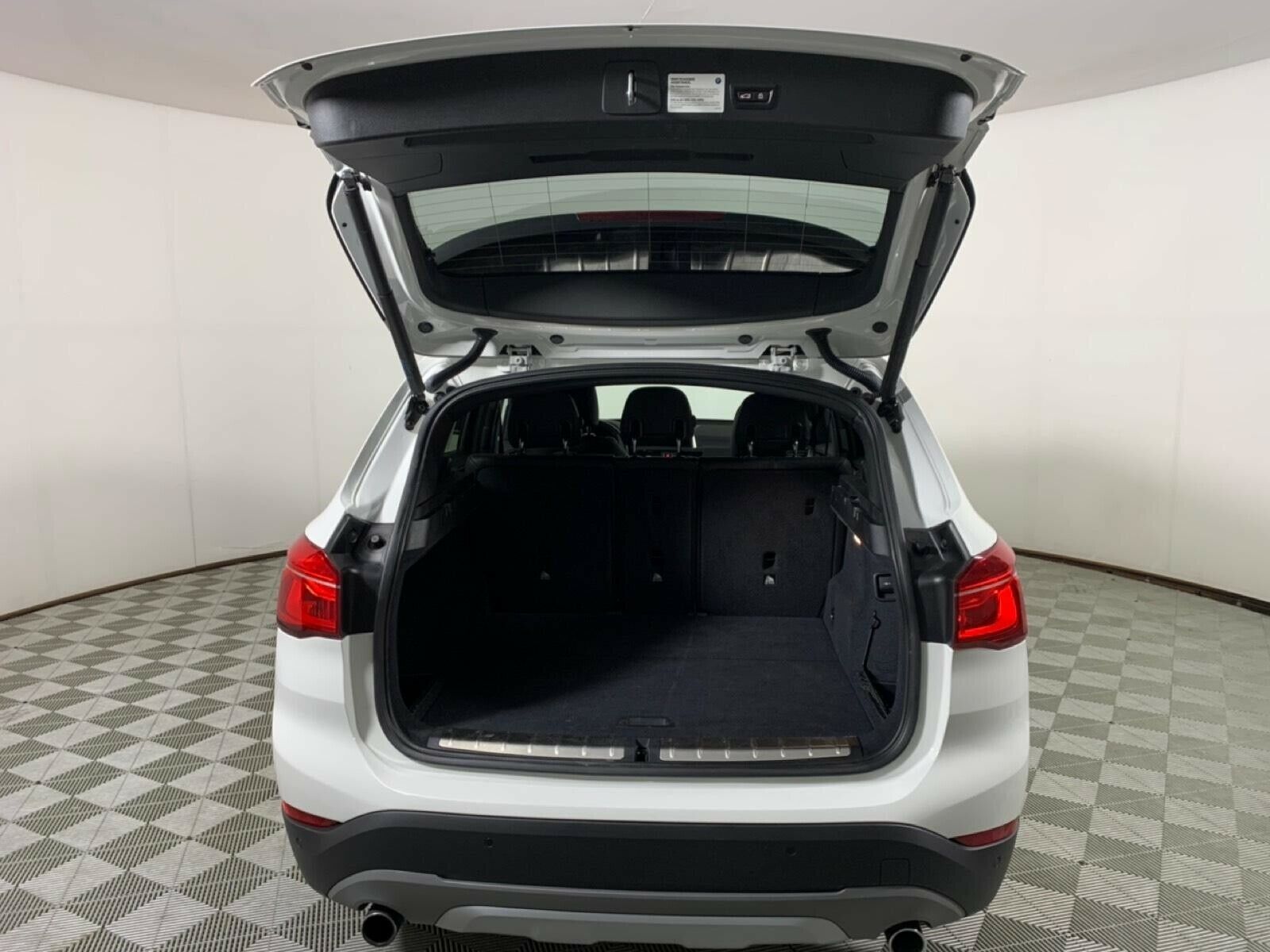 2018 BMW X1 xDrive28i - Fresh Stock Dated October 2025