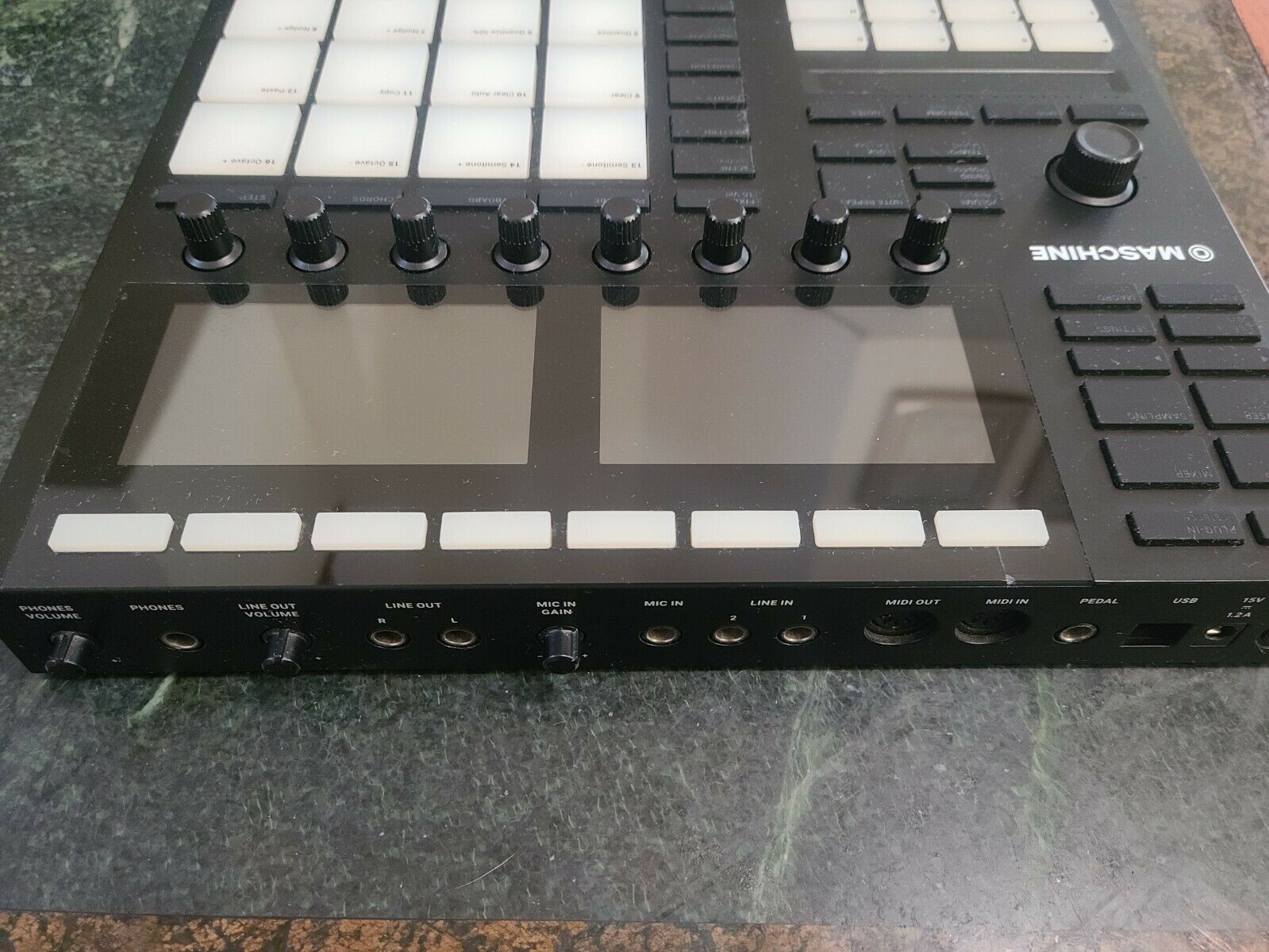 native instruments maschine mk3 drum controller NO SOFTWARE. Comes with USB - Fresh Stock Dated October 2025