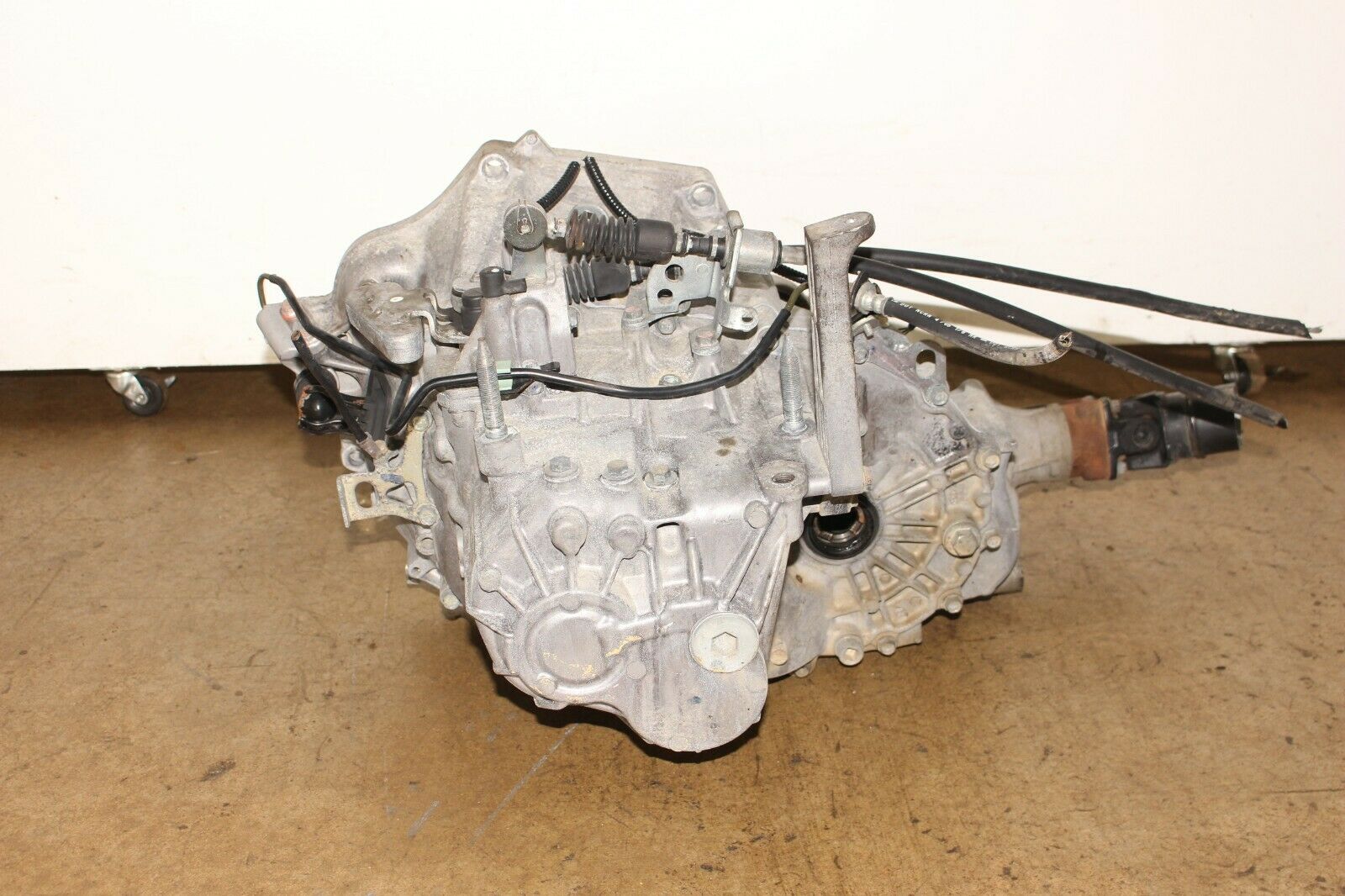 02 03 04 05 06 HONDA CR-V 5 SPEED AWD MANUAL TRANSMISSION JDM K24A K24A2 - Fresh Stock Dated October 2025
